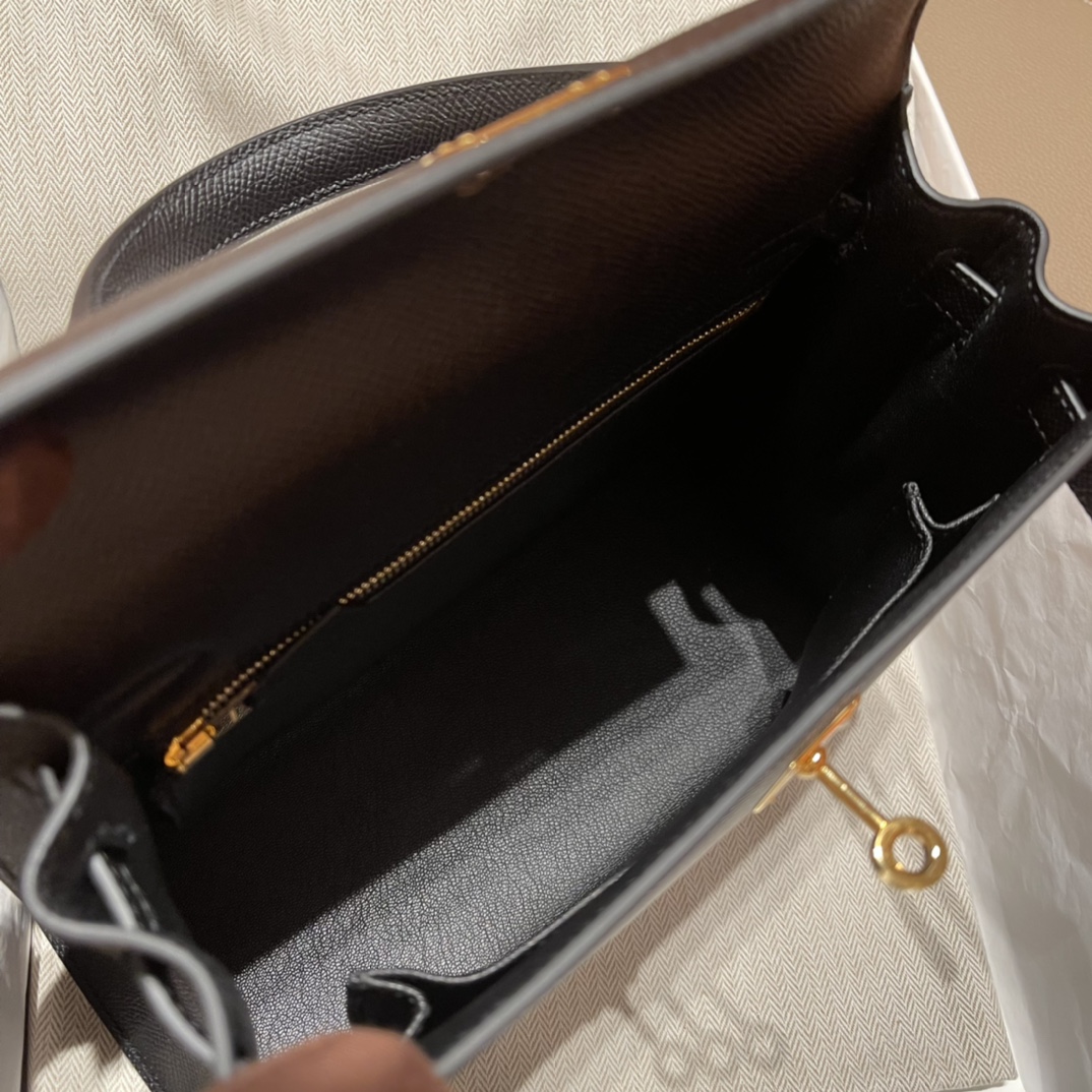 에르메스 켈리백25 블랙 금장 앱송